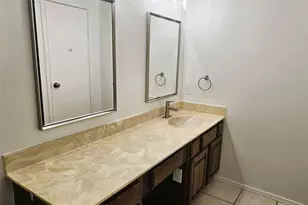 921 Marine Dr, Galveston, TX 77550 - Photo 13
