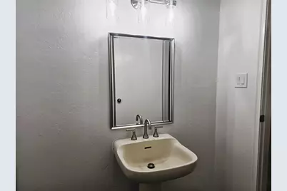 921 Marine Drive #304, Galveston, TX 77550 - Photo 9