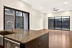 1917 Potomac Dr, Houston, TX 77057 - Photo 17