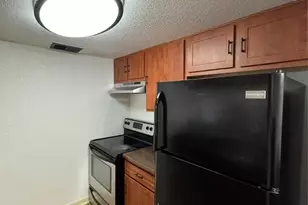 8100 Creekbend Dr, Houston, TX 77071 - Photo 7