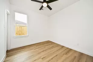 5201 Fairchild St St, Houston, TX 77028 - Photo 23