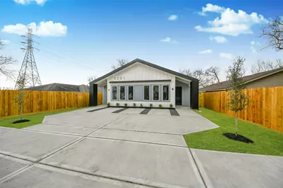 5201 Fairchild St Street #B, Houston, TX 77028 - Photo 5