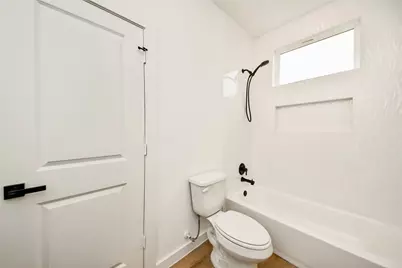 5201 Fairchild St Street #B, Houston, TX 77028 - Photo 29