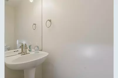 13167 Peppergate Lane, Houston, TX 77044 - Photo 11