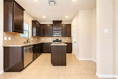 19631 Green Oasis Court, Katy, TX 77449 - Photo 9