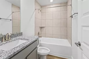 4320 Leslie's Way, Dickinson, TX 77539 - Photo 19
