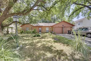 4503 Coachman Dr, Baytown, TX 77521 - Photo 3