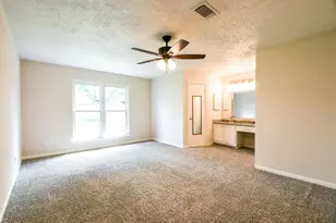 11911 Fallbrook Dr, Houston, TX 77065 - Photo 9