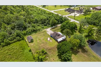 14302 Holland Road, Dickinson, TX 77539 - Photo 17