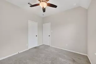 19247 Bullard Creek Dr, Cypress, TX 77433 - Photo 15