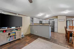 106 County Road 3755, Cleveland, TX 77328 - Photo 7