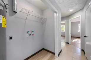 16103 Grassy Creek Dr, Houston, TX 77082 - Photo 11