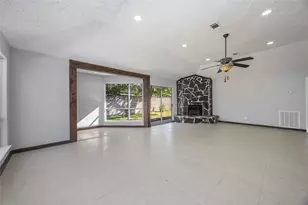 16103 Grassy Creek Dr, Houston, TX 77082 - Photo 5