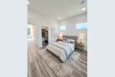 4713 Mallow Street #C, Houston, TX 77033 - Photo 3
