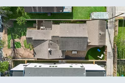 215 E 26th Street, Houston, TX 77008 - Photo 3