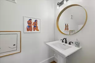 215 E 26th St, Houston, TX 77008 - Photo 25