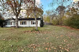 700 E Wallisville Rd, Highlands, TX 77562 - Photo 5