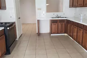 11714 Bob White Dr, Houston, TX 77035 - Photo 3