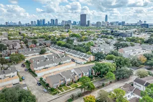 1035 Fountain View Dr, Houston, TX 77057 - Photo 25