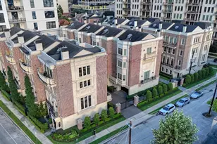 1913 Revere St, Houston, TX 77019 - Photo 35