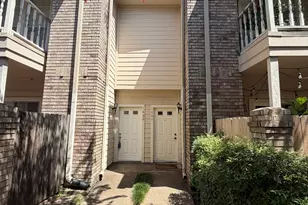7575 Cambridge St, Houston, TX 77054 - Photo 3