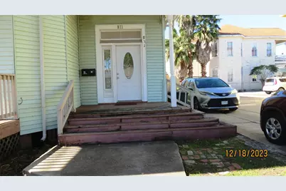 811 28th Street #A, Galveston, TX 77550 - Photo 1