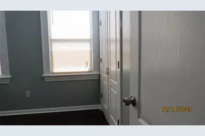 811 28th Street #A, Galveston, TX 77550 - Photo 11