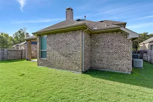 8163 Little Scarlet St, Conroe, TX 77385 - Photo 39