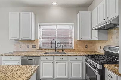 9819 Corral Corner Lane, Houston, TX 77064 - Photo 5