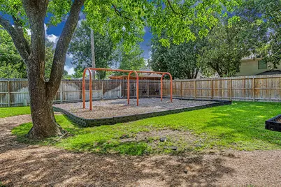 9819 Corral Corner Lane, Houston, TX 77064 - Photo 29