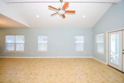 2711 Lakeview Drive, Rockport, TX 78382 - Photo 13
