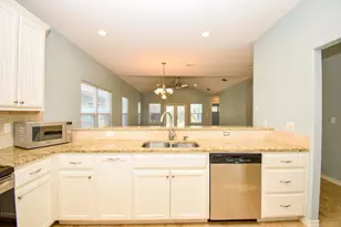 2711 Lakeview Dr, Rockport, TX 78382 - Photo 17