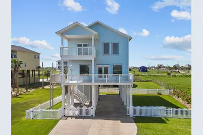 11202 Reagor Way, Galveston, TX 77554 - Photo 1