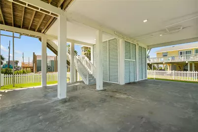 11202 Reagor Way, Galveston, TX 77554 - Photo 29