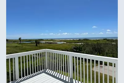 11202 Reagor Way, Galveston, TX 77554 - Photo 3