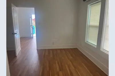 718 W 4th Street #A, Freeport, TX 77541 - Photo 5