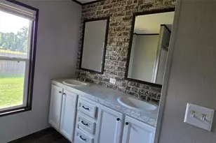 2571 Lee Turner Rd, Cleveland, TX 77328 - Photo 11