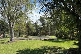 1106 Earley St, Sweeny, TX 77480 - Photo 1