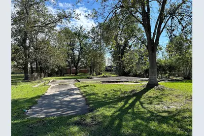 1106 Earley Street, Sweeny, TX 77480 - Photo 3