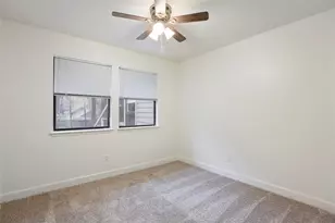 28 Sawmill Grove Ln, The Woodlands, TX 77380 - Photo 11