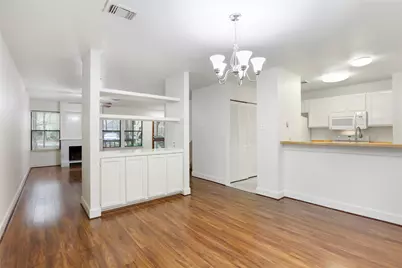 28 Sawmill Grove Lane, The Woodlands, TX 77380 - Photo 7