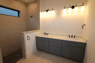 3420 Chestnut Colony Ct, Conroe, TX 77385 - Photo 13