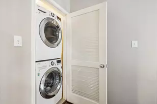 1810 Gillette St, Houston, TX 77019 - Photo 21