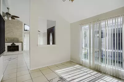 12410 Sungate Lane, Houston, TX 77071 - Photo 7