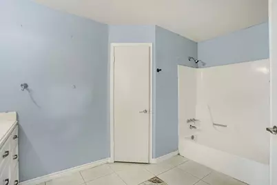 12410 Sungate Lane, Houston, TX 77071 - Photo 13