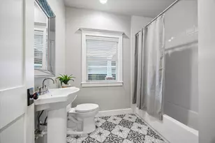 908 Tabor St, Houston, TX 77009 - Photo 17