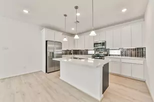 15515 Foresail Ln, Houston, TX 77053 - Photo 9