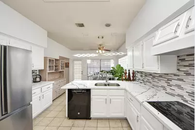 7615 Clover Canyon Circle Circle, Houston, TX 77095 - Photo 13