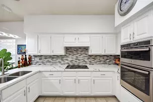 7615 Clover Canyon Circle Circle, Houston, TX 77095 - Photo 11