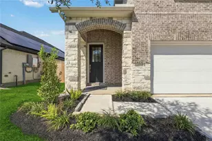 207 Rose Laurel Dr, Alvin, TX 77511 - Photo 3